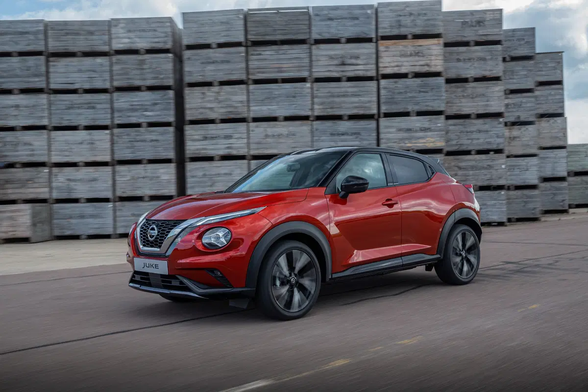Nissan Juke 1.0 DIG-T 114 CV DCT Business (28)