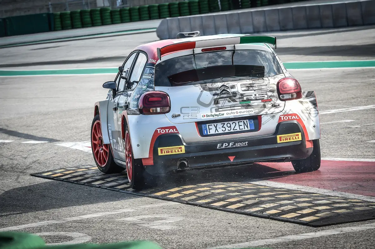 Citroen C3 R5, la piccola bomba ufficiale [Video] (2)