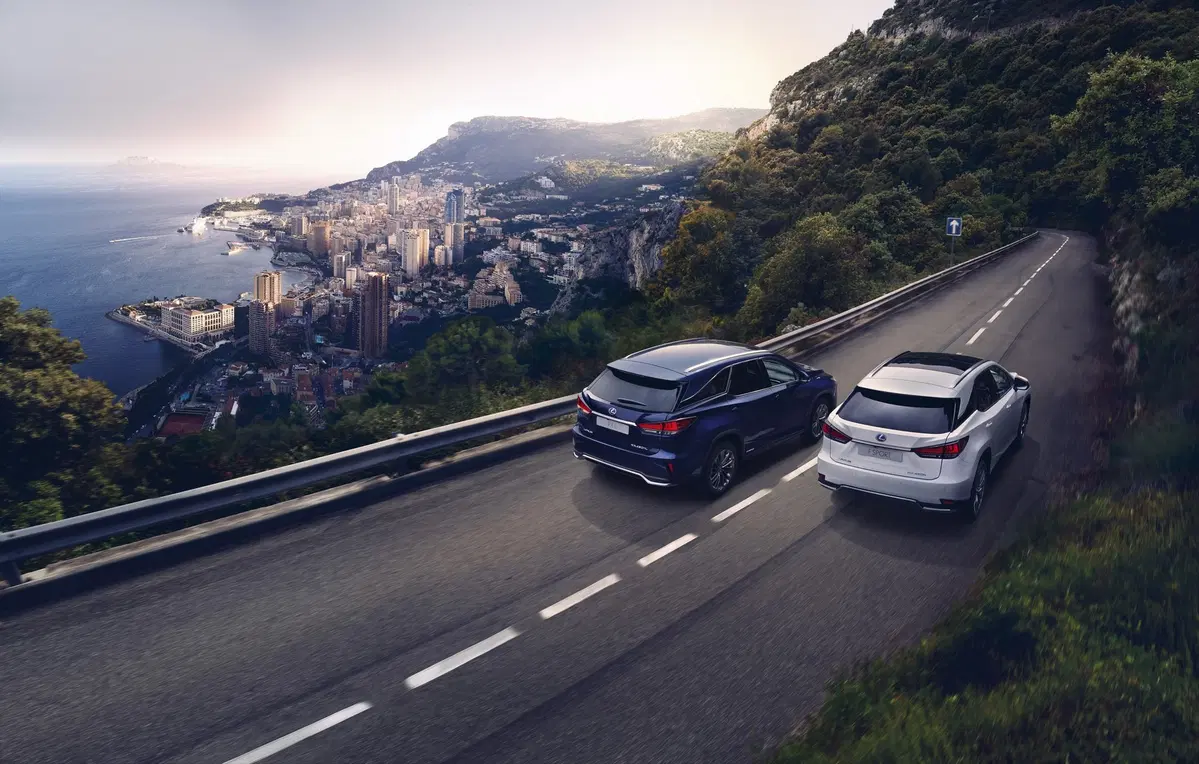 Lexus RX 450 h 2019: piccolo lifting per il "primo" SUV al mondo [Video] (5)