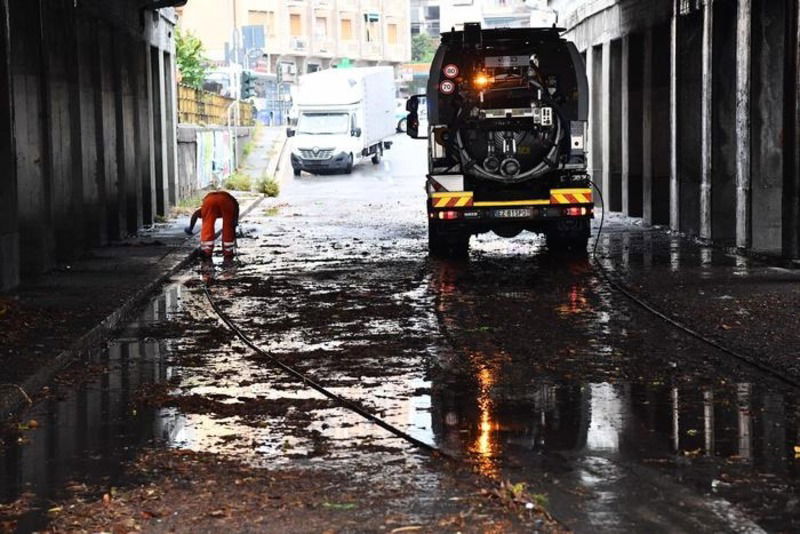 Allerta meteo in Liguria: allagamenti sulla A10