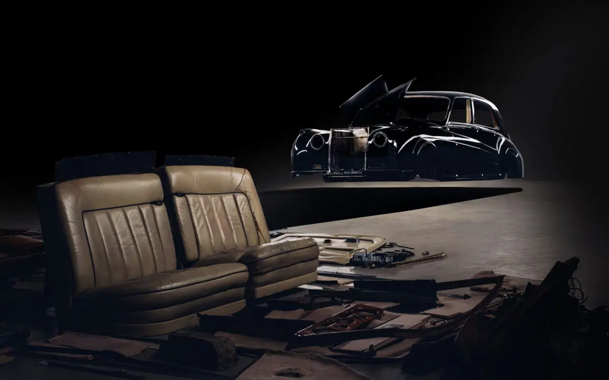 Rolls Royce Phantom V: la conversione dal V8 all'elettrico (5)
