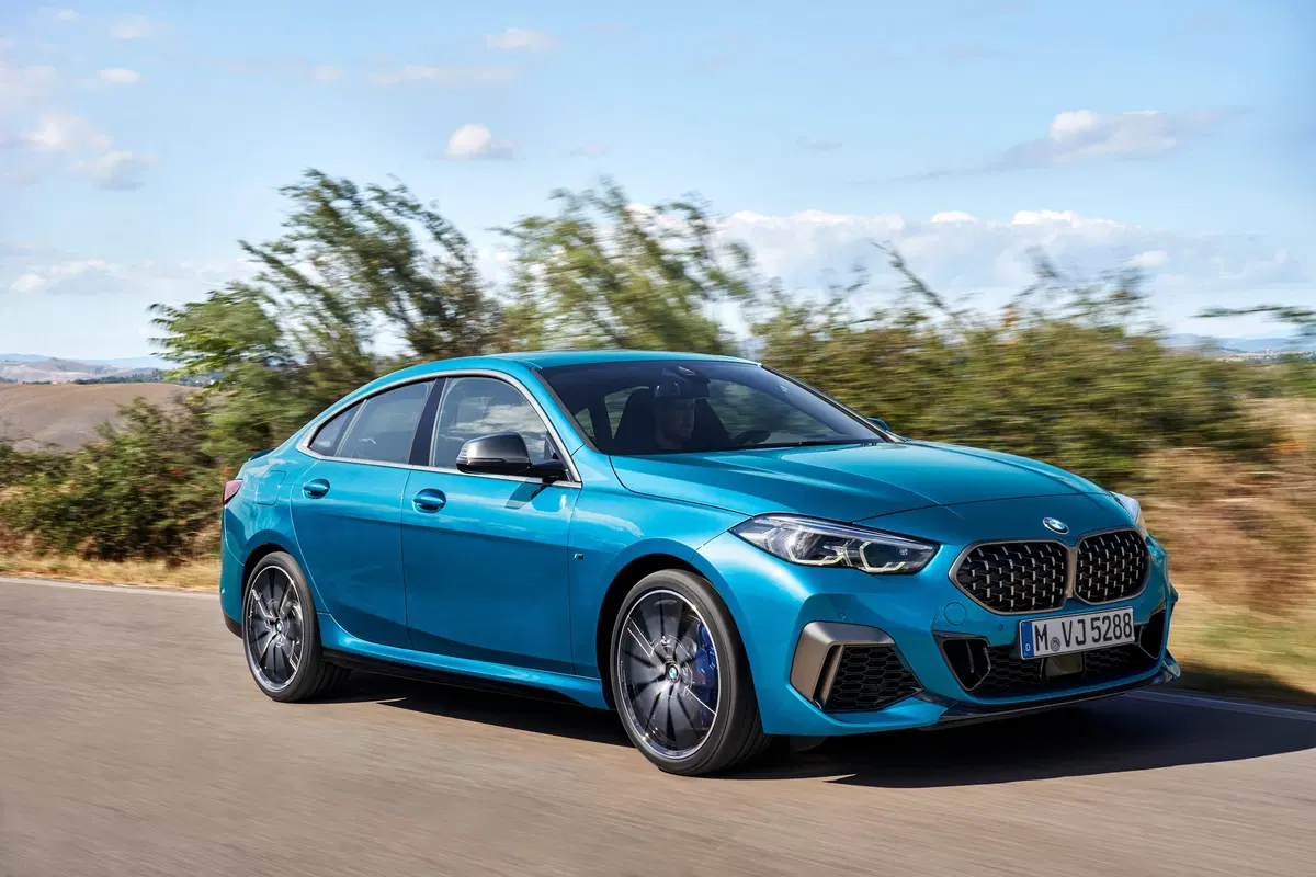 BMW Serie 2 Gran Coupé, debutto a Los Angeles (11)