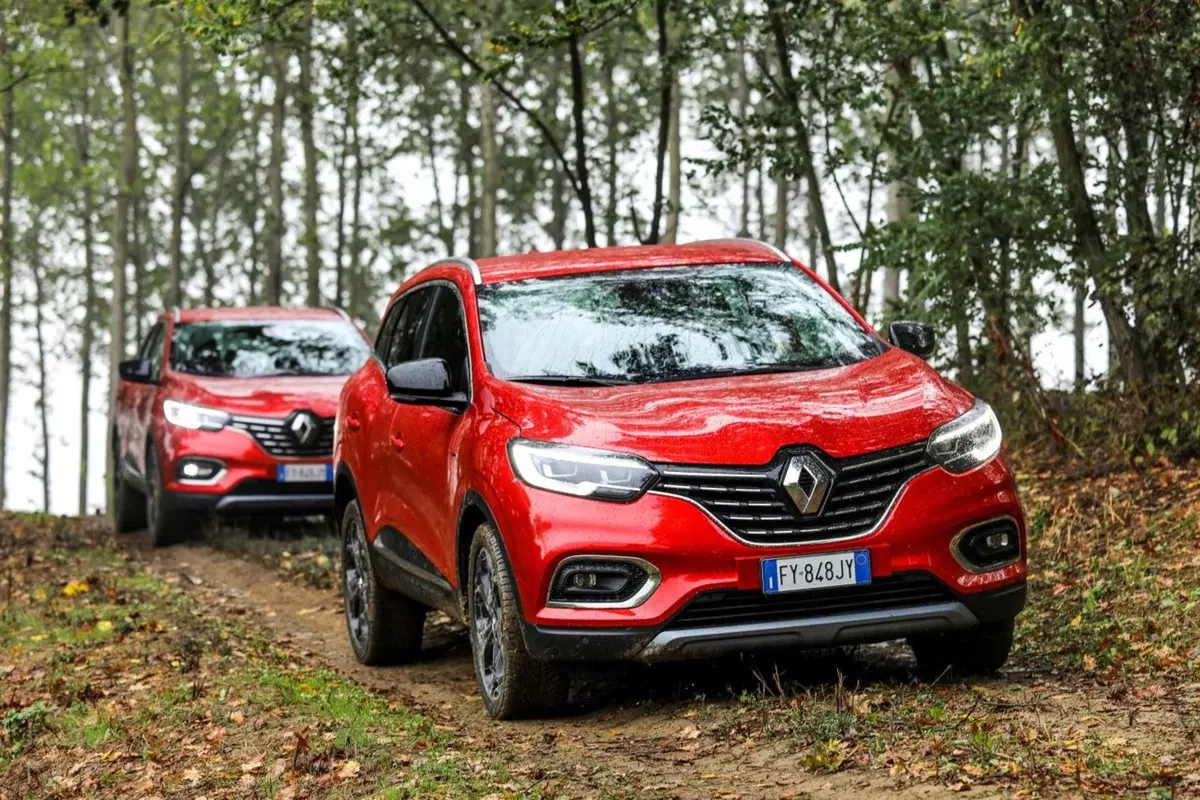 Renault Kadjar Black Edition, anche con il nuovo Diesel 1.7 dCi 150 CV 4x4 (16)
