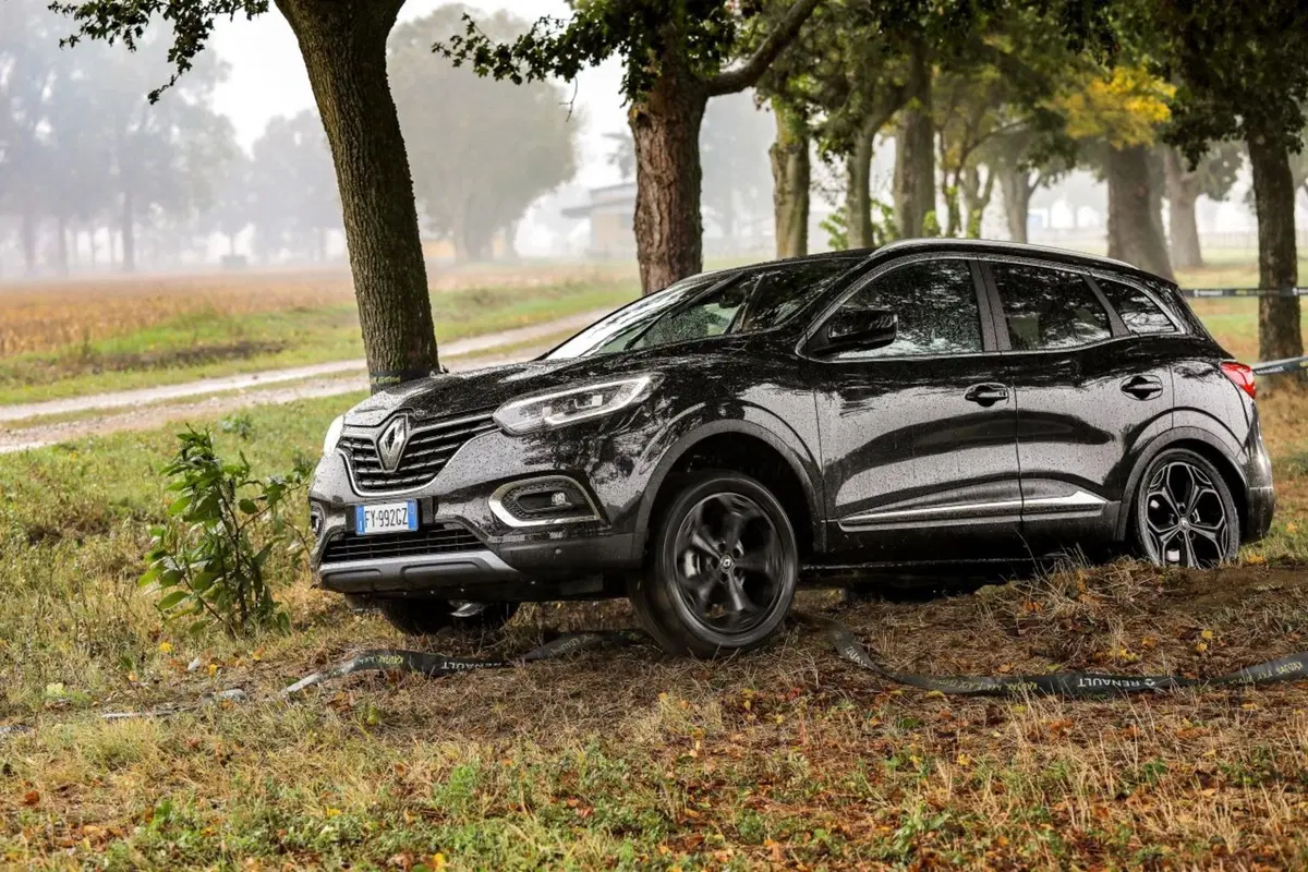 Renault Kadjar Black Edition, anche con il nuovo Diesel 1.7 dCi 150 CV 4x4 (20)