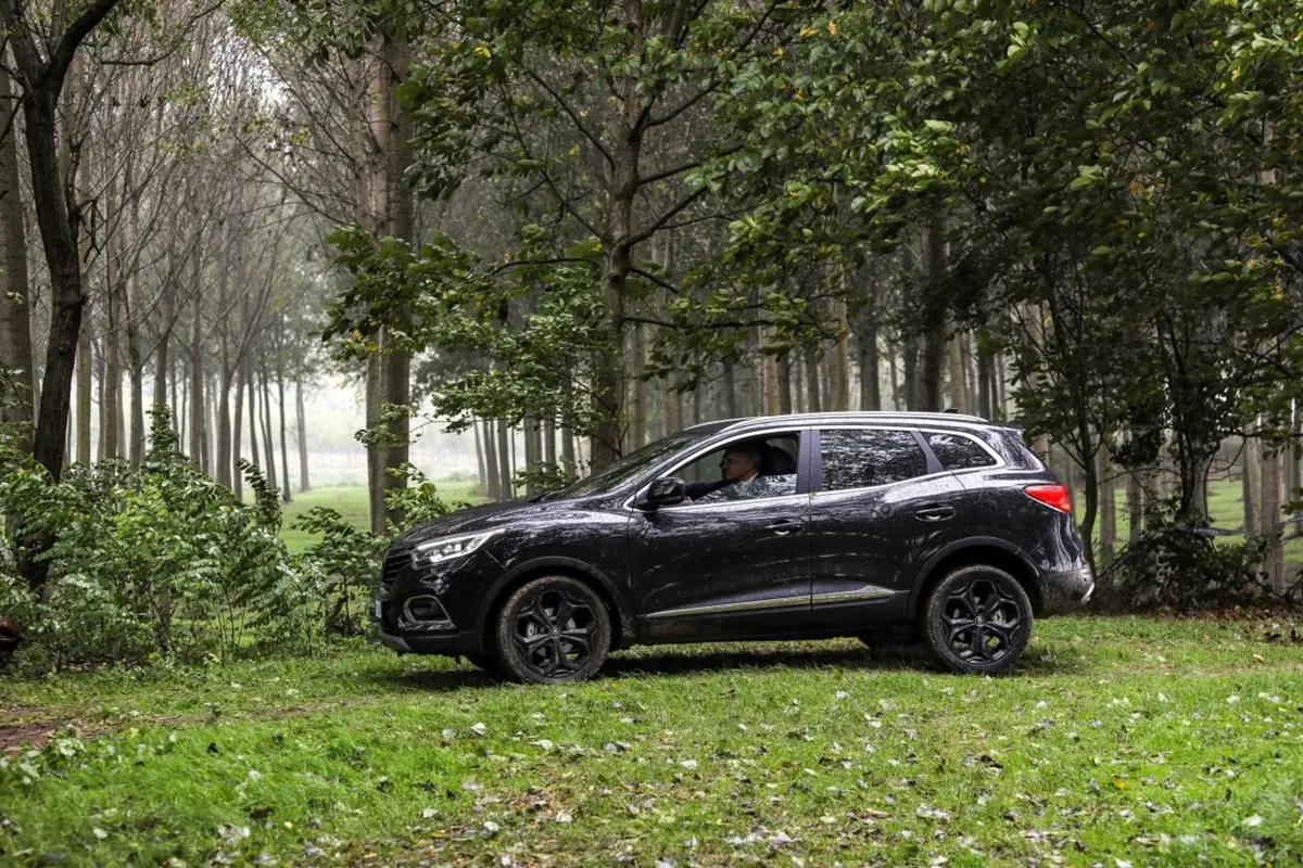 Renault Kadjar Black Edition, anche con il nuovo Diesel 1.7 dCi 150 CV 4x4 (24)