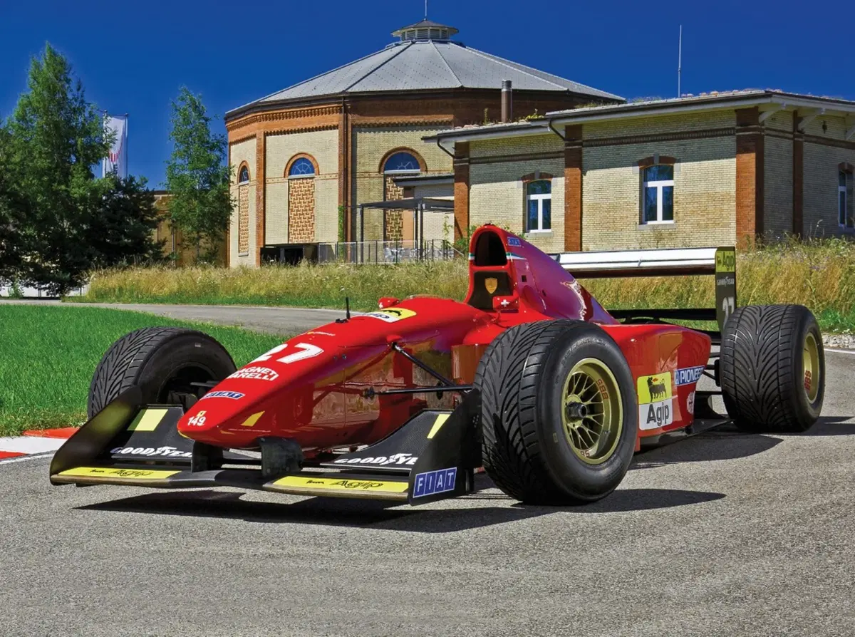 Ferrari 412 T1: l'auto con cui sono andati a podio Jean Alesi e Berger in F1 è all'asta (2)