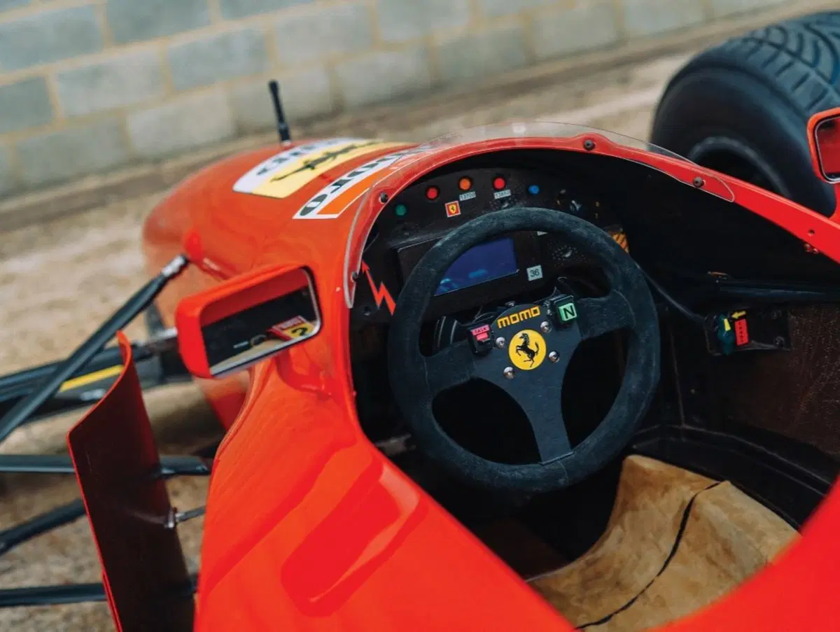 Ferrari 412 T1: l'auto con cui sono andati a podio Jean Alesi e Berger in F1 è all'asta (4)