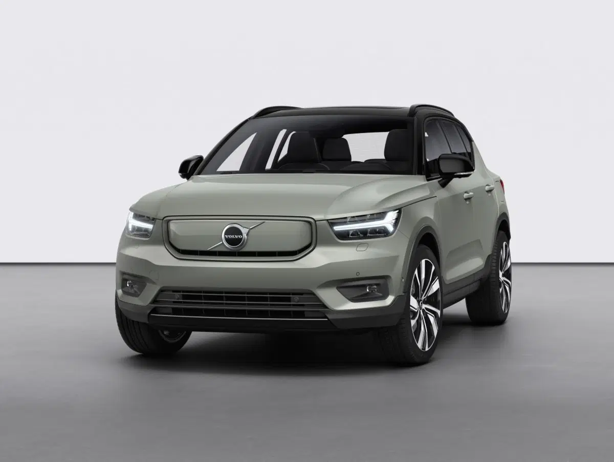 Volvo XC40 Recharge: la prima Volvo a batterie (2)