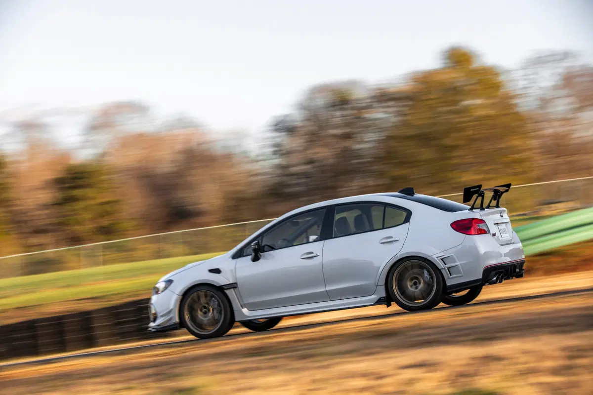 Subaru STI S209: 209 unità a 57.500 euro solo per gli USA (2)