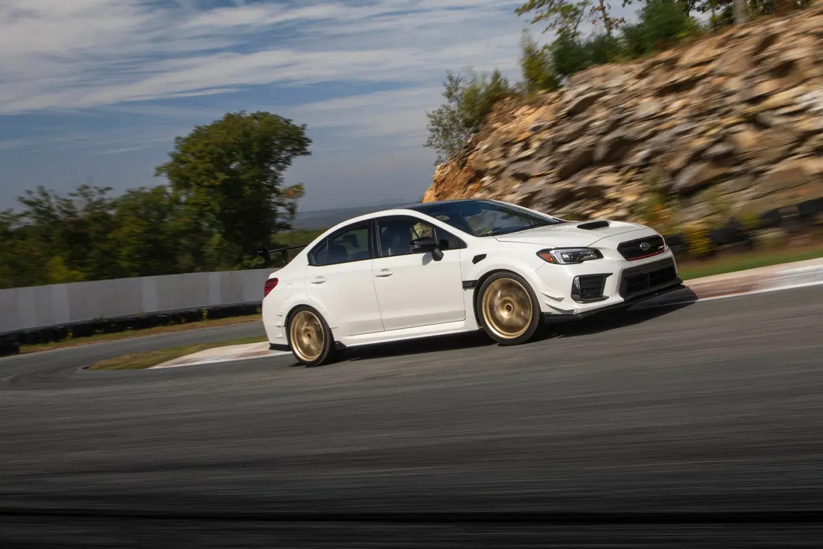 Subaru STI S209: 209 unità a 57.500 euro solo per gli USA (8)