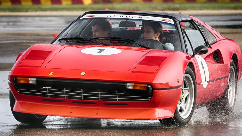 Ferrari Classiche Academy: a scuola guida d&rsquo;auto d&rsquo;epoca