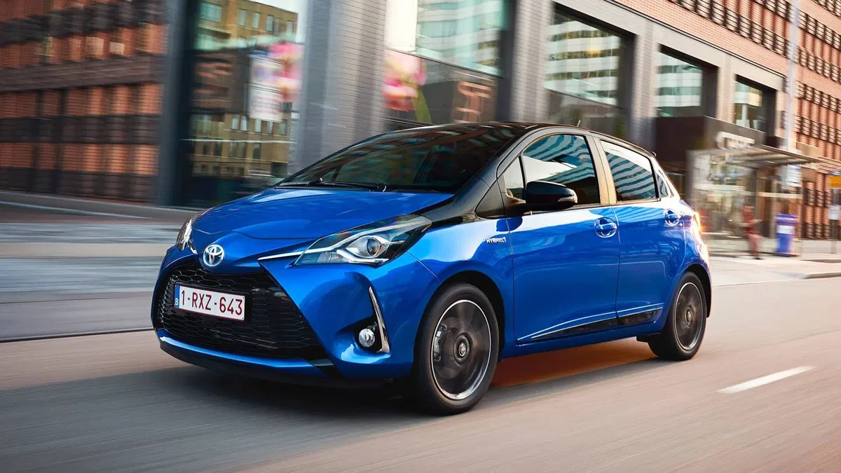 Toyota Yaris 1.5 Hybrid 5 porte Y20 Bitone