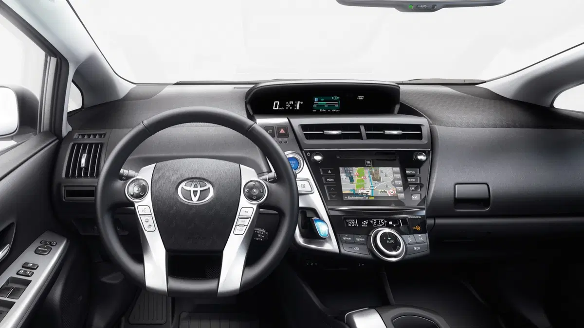 Toyota Prius+ (2012-21) (11)
