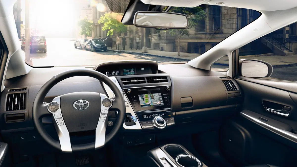 Toyota Prius+ (2012-21) (15)