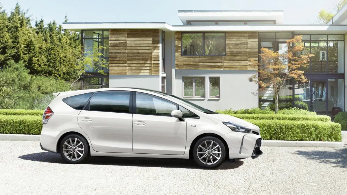 Toyota Prius+ (2012-21) (6)