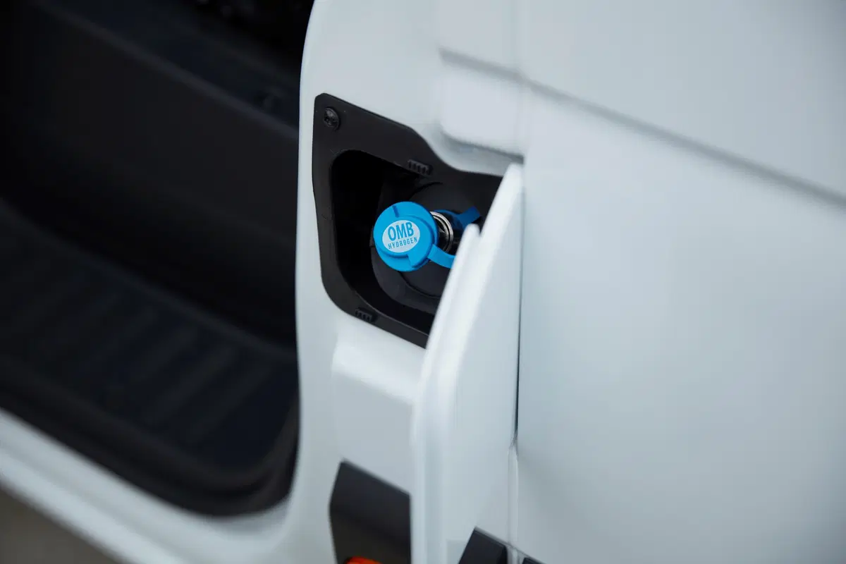 Renault Kangoo e Master: in arrivo gli elettrici a idrogeno (4)
