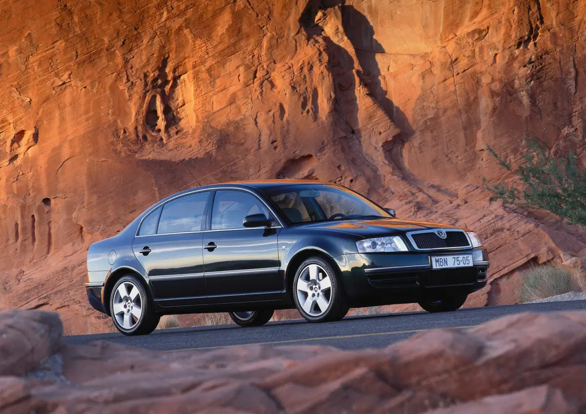 La Skoda Superb spegne 85 candeline! (5)