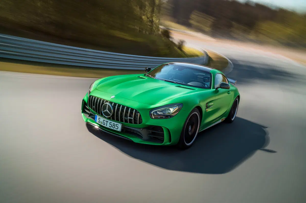Mercedes-Benz AMG GT R (2016-22) (6)