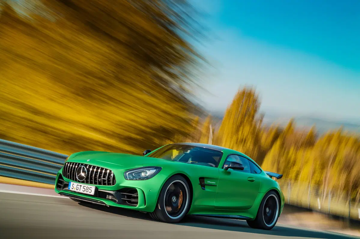 Mercedes-Benz AMG GT R (2016-22) (23)