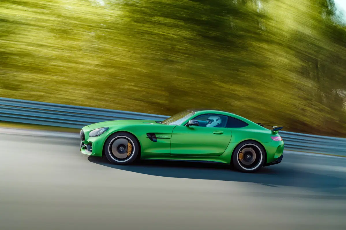 Mercedes-Benz AMG GT R (2016-22) (25)