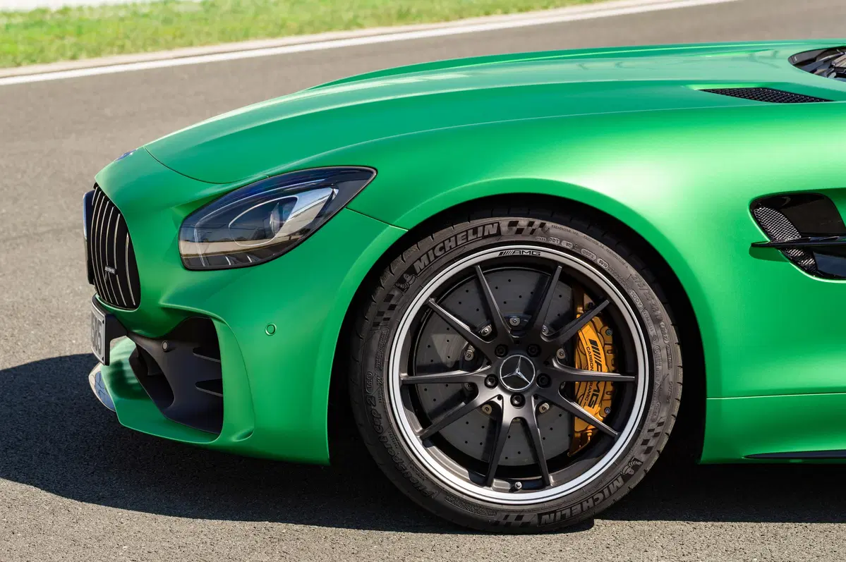 Mercedes-Benz AMG GT R (2016-22) (18)
