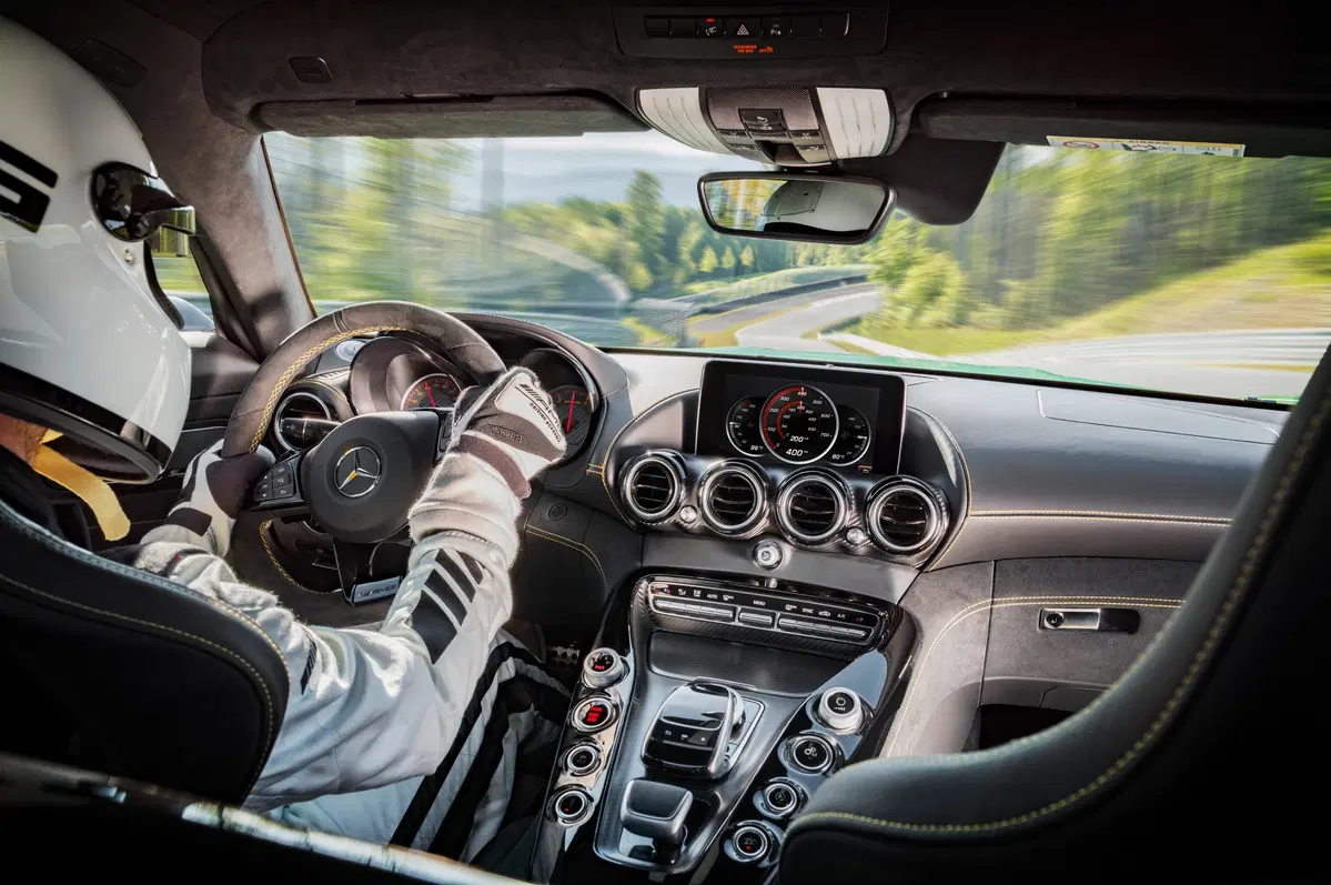 Mercedes-Benz AMG GT R (2016-22) (12)