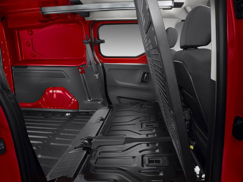 Gli interni modulabili del nuovo Citro&euml;n Berlingo Van doppia cabina