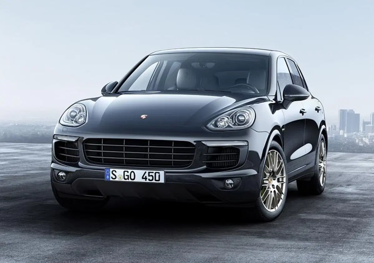 Porsche Cayenne Platinum Edition, le "alternative"