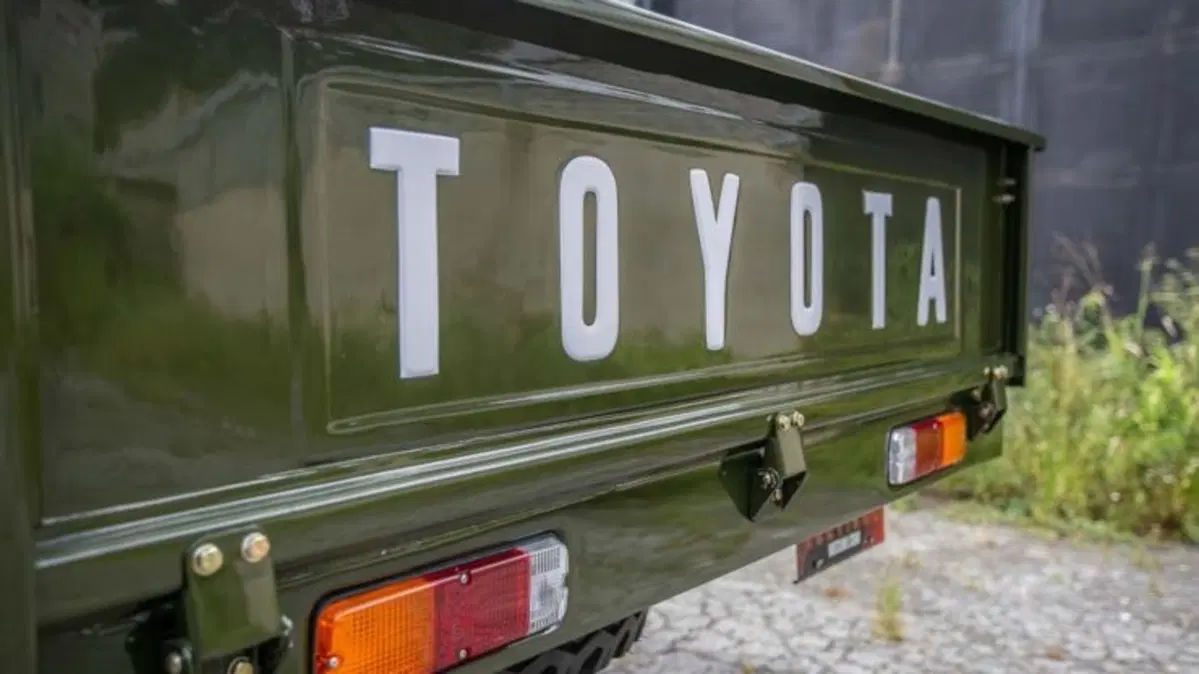 Toyota FJ45 Land Cruiser: un esemplare del 1983 in forma smagliante (9)