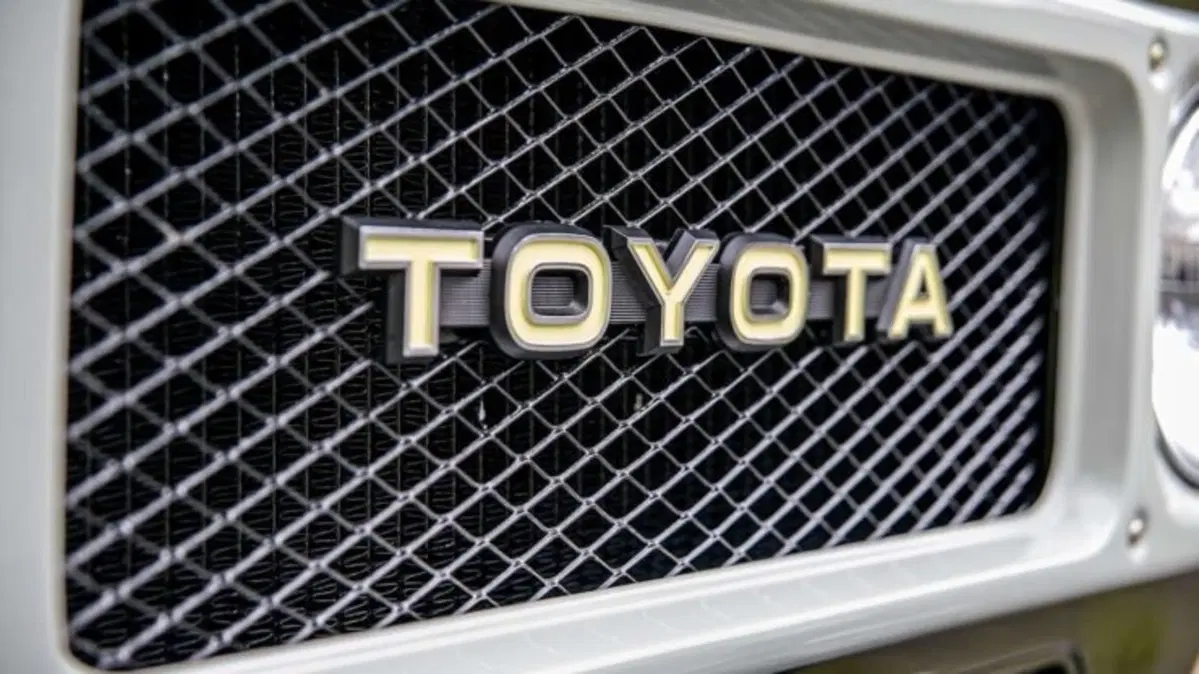 Toyota FJ45 Land Cruiser: un esemplare del 1983 in forma smagliante (10)