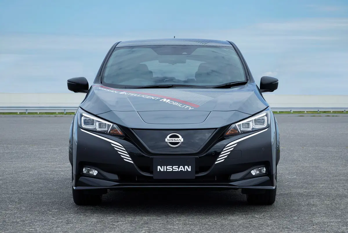 Nissan Leaf e+, il prototipo con doppio motore e All-Wheel Control (2)