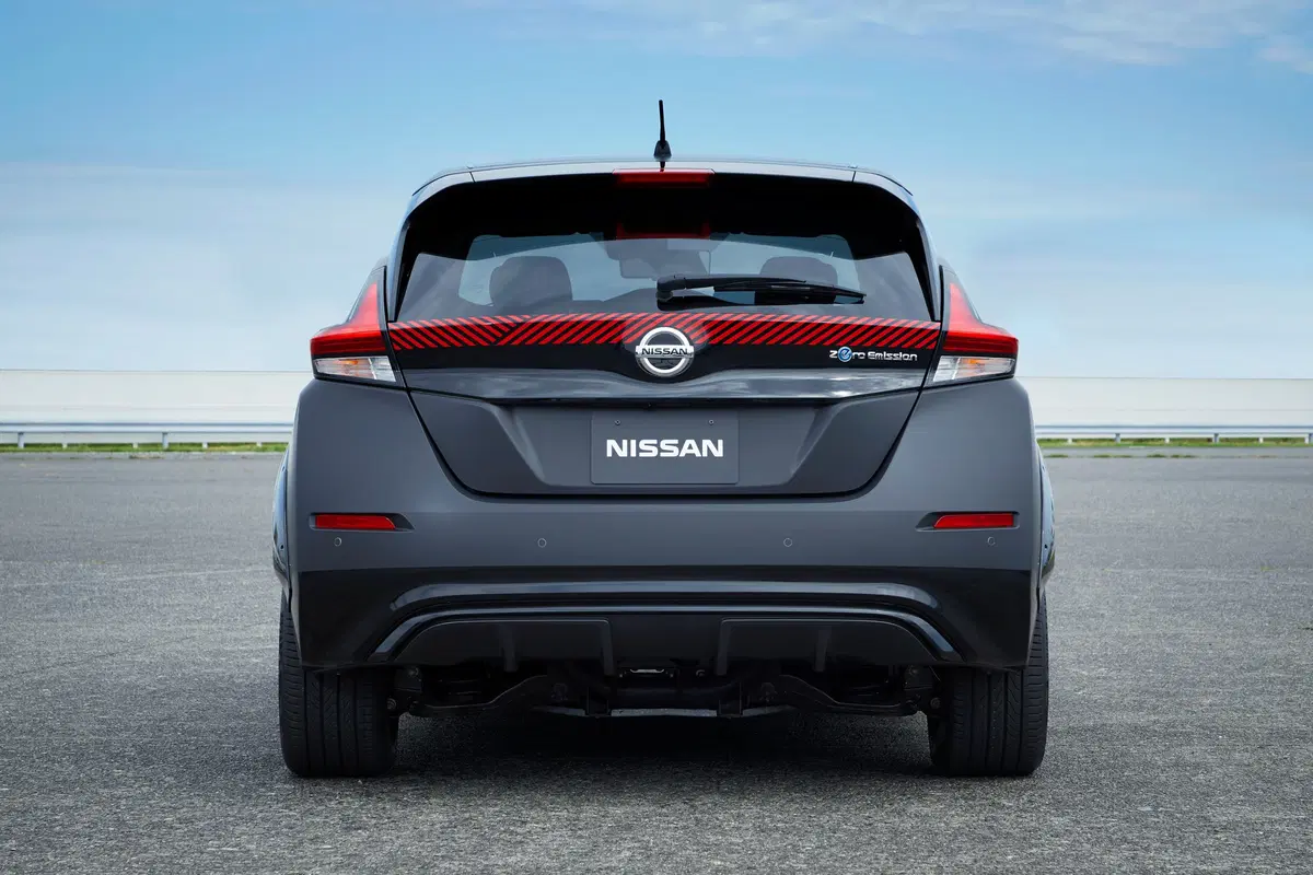 Nissan Leaf e+, il prototipo con doppio motore e All-Wheel Control (4)