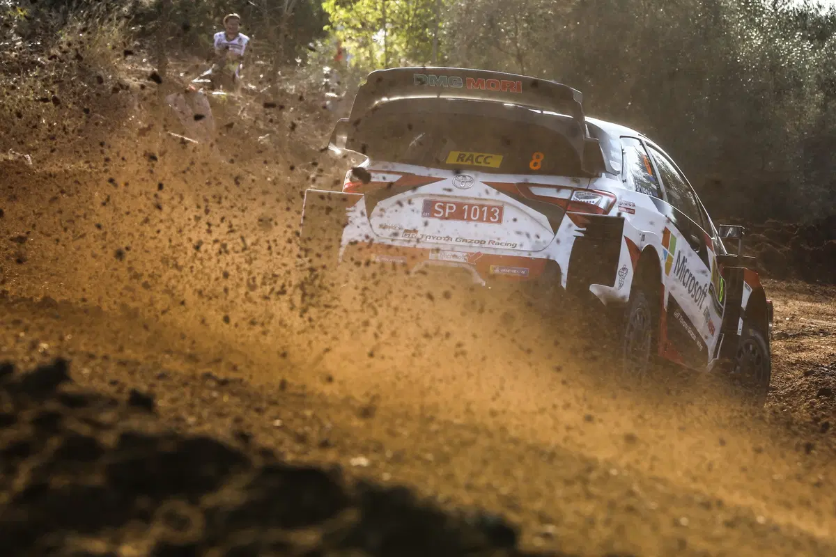 WRC 2019. Spagna Catalunya. Appena partiti. Messaggio Meeke (Toyota) (2)