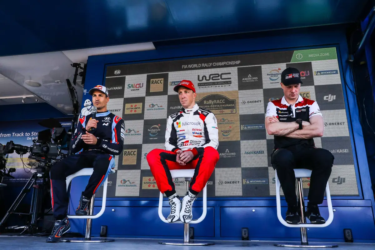 WRC 2019. Spagna Catalunya. Appena partiti. Messaggio Meeke (Toyota) (4)