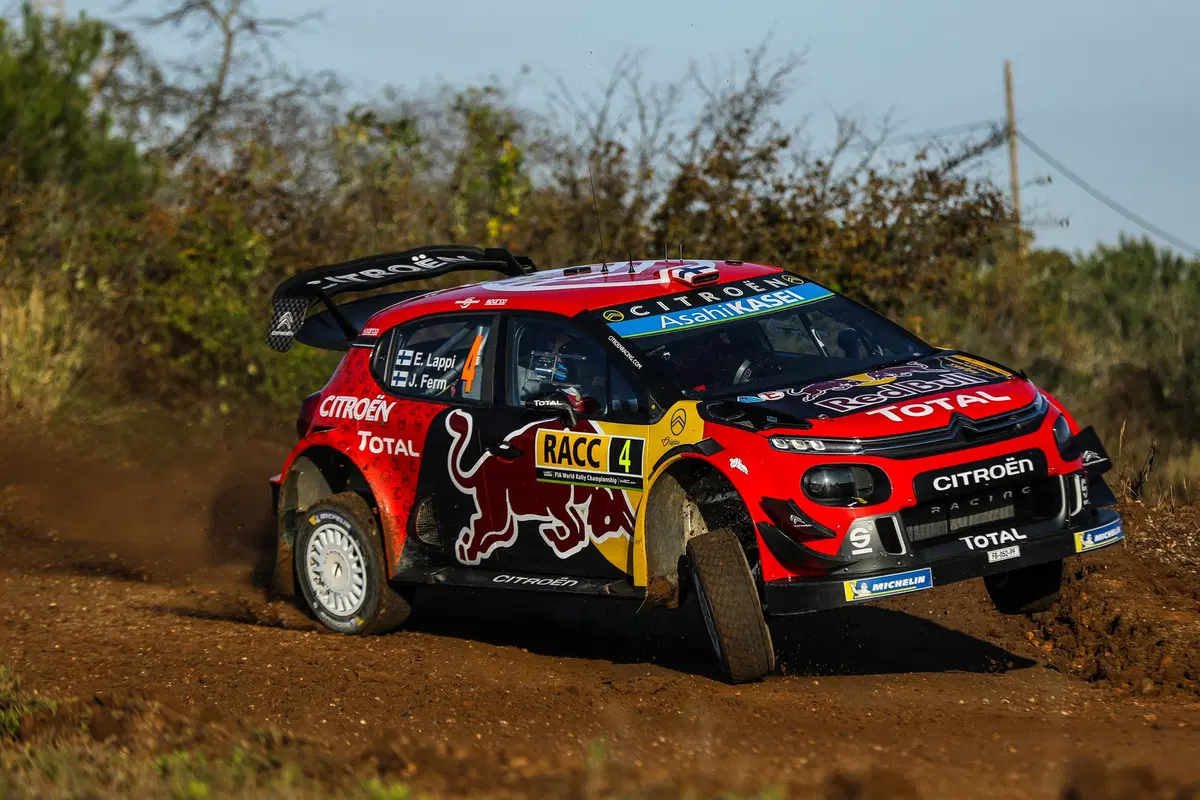 WRC 2019. Spagna Catalunya. Appena partiti. Messaggio Meeke (Toyota) (10)