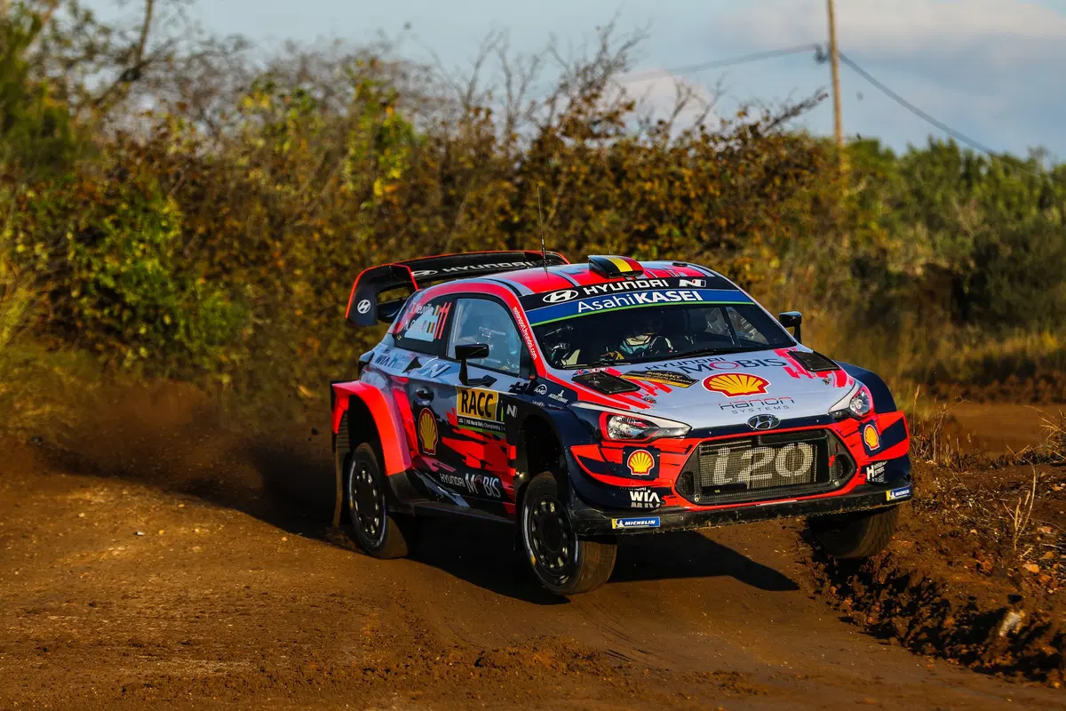 WRC 2019. Spagna Catalunya. Appena partiti. Messaggio Meeke (Toyota) (17)