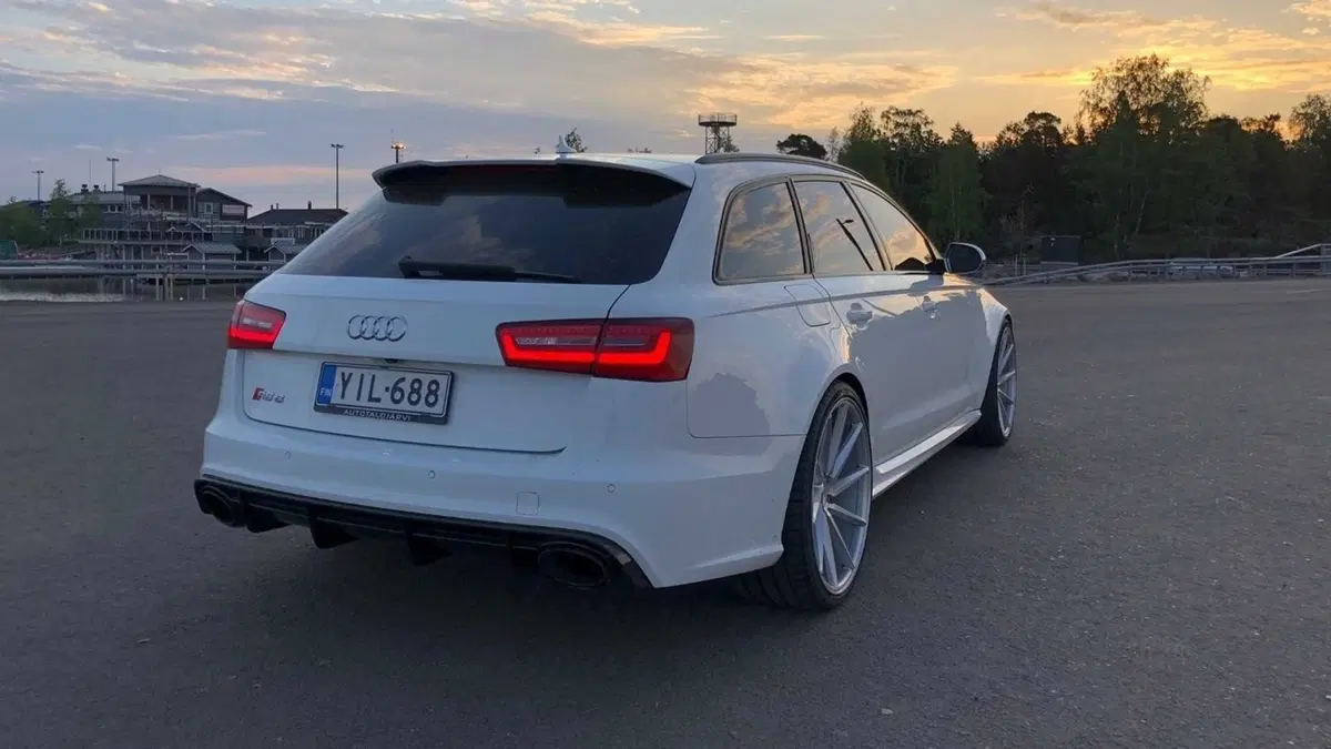 Kimi Raikkonen: in vendita la sua Audi RS6 Avant (3)