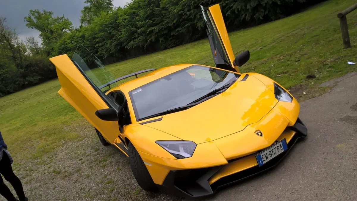 Lamborghini Aventador SV [Video] (8)