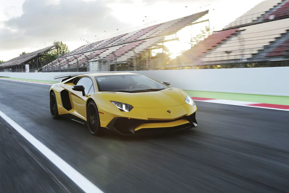 Lamborghini Aventador SV [Video] (3)