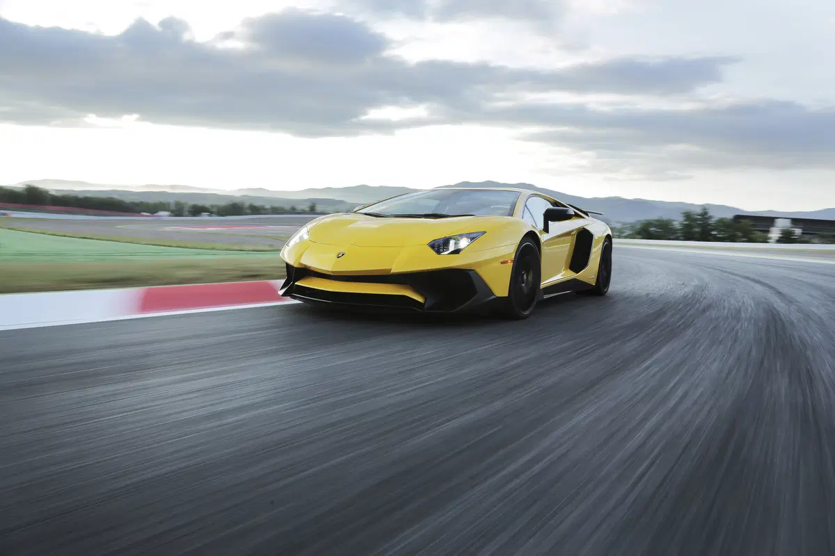 Lamborghini Aventador SV [Video] (4)
