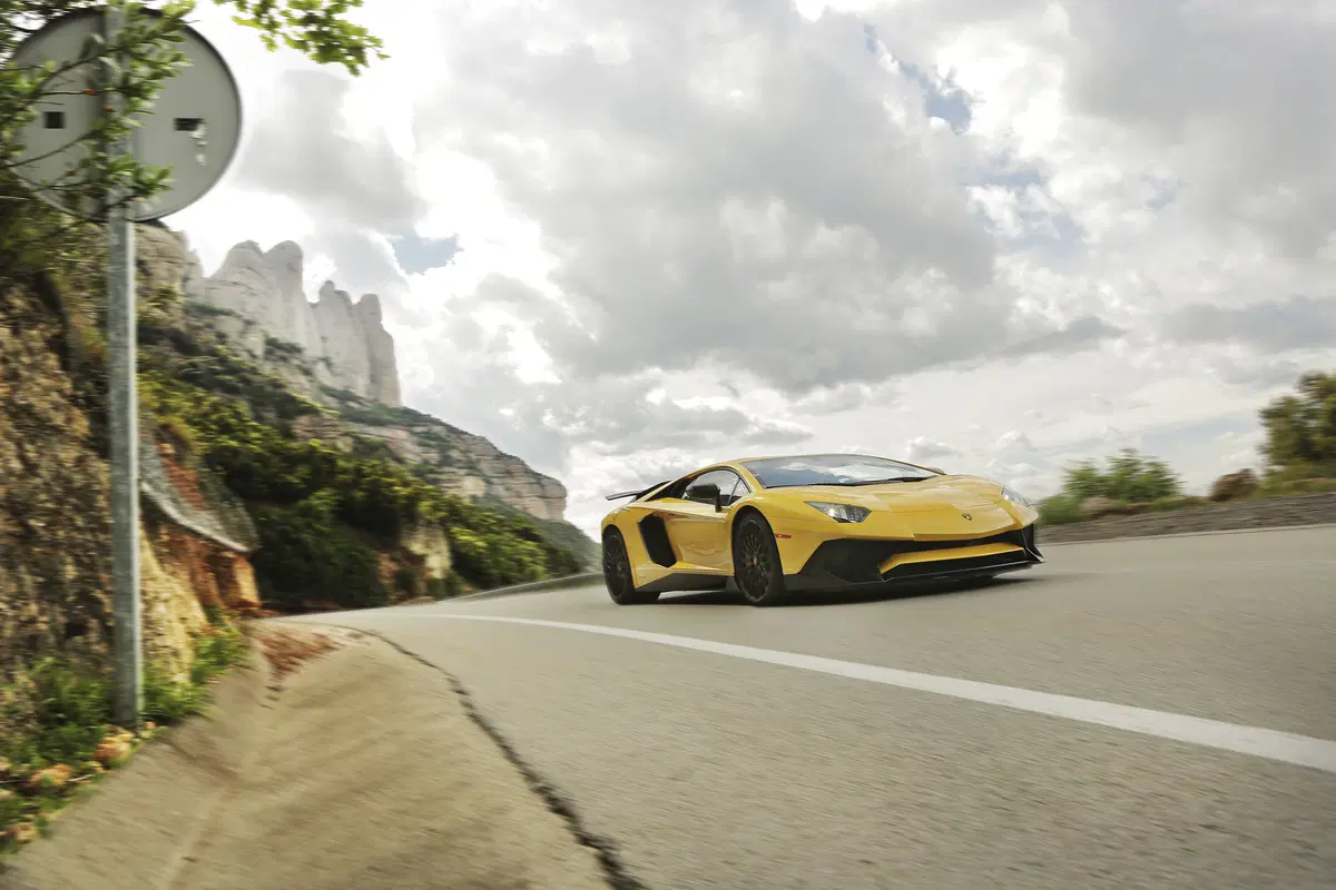 Lamborghini Aventador SV [Video] (6)