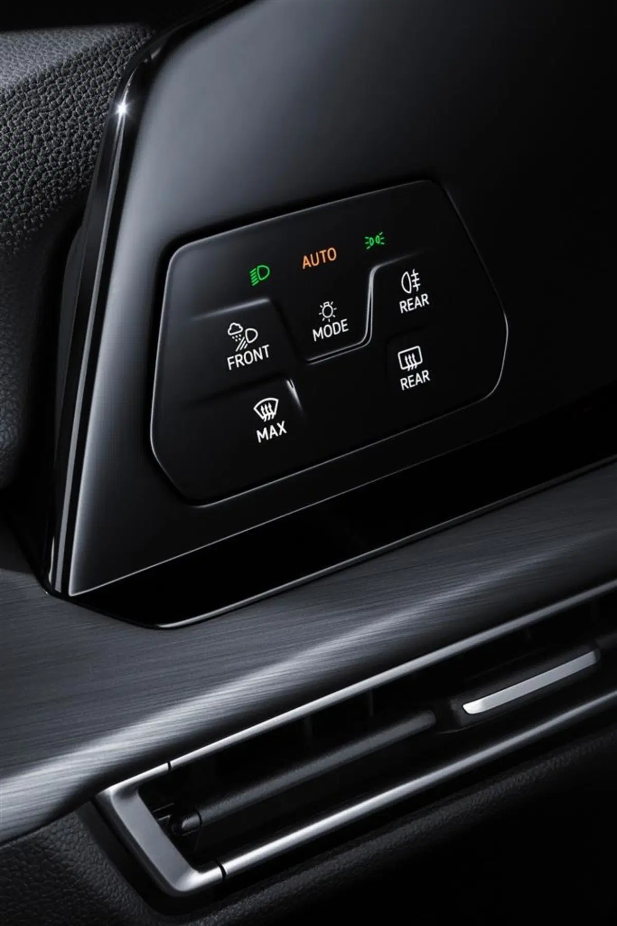 Volkswagen Golf 8 2020 | Gli interni e la tecnologia di bordo (7)