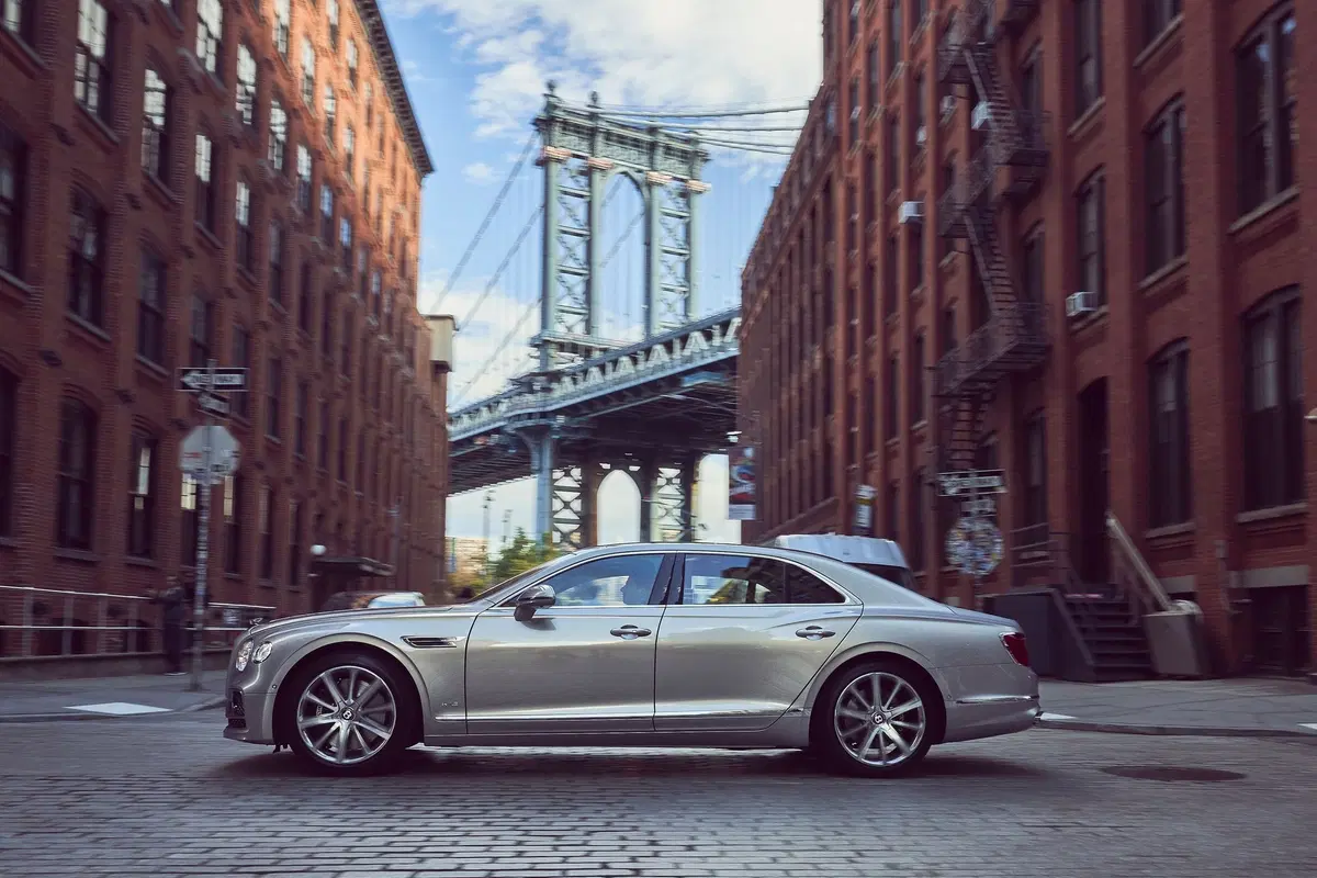 Bentley: i 100 anni di storia a New York [Video] (2)
