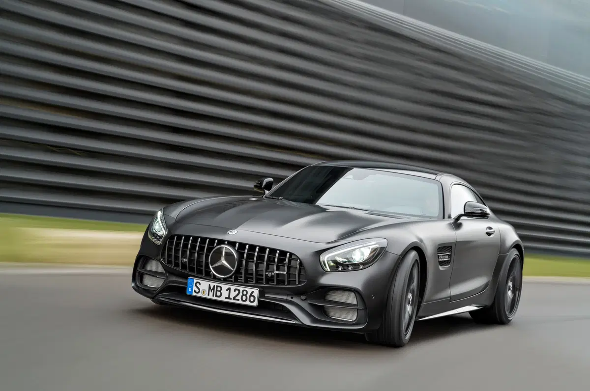 Mercedes-Benz Classe GT Coupé GT (30)