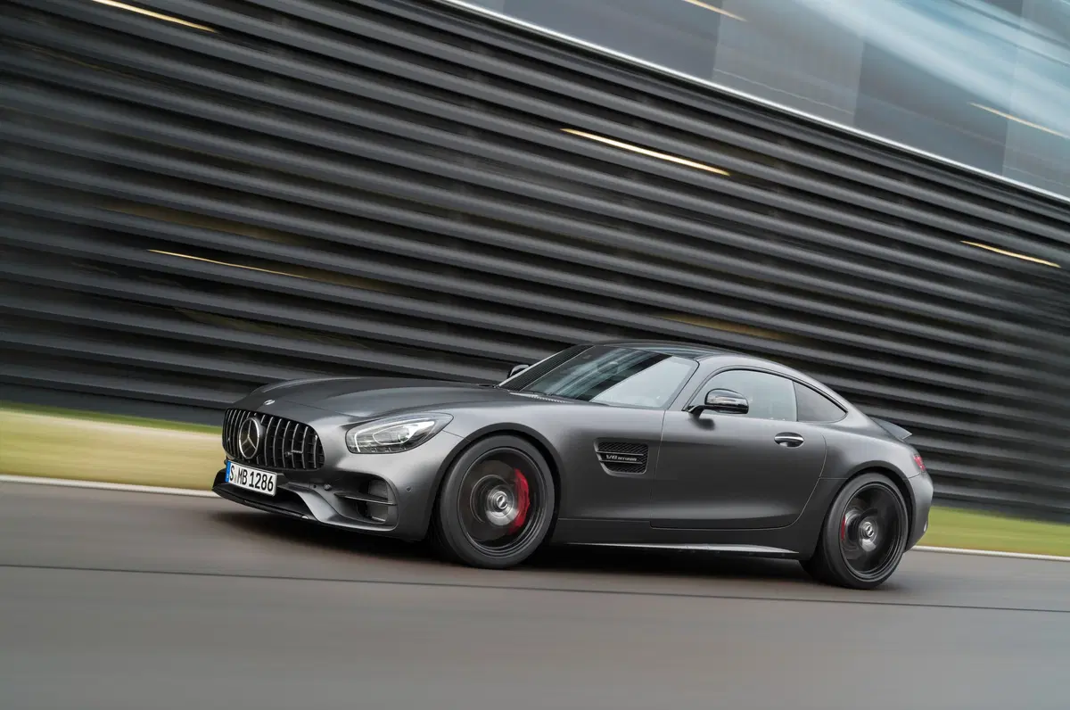 Mercedes-Benz Classe GT Coupé GT (31)