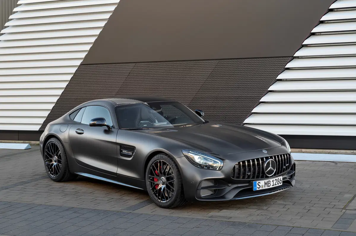Mercedes-Benz Classe GT Coupé GT (35)