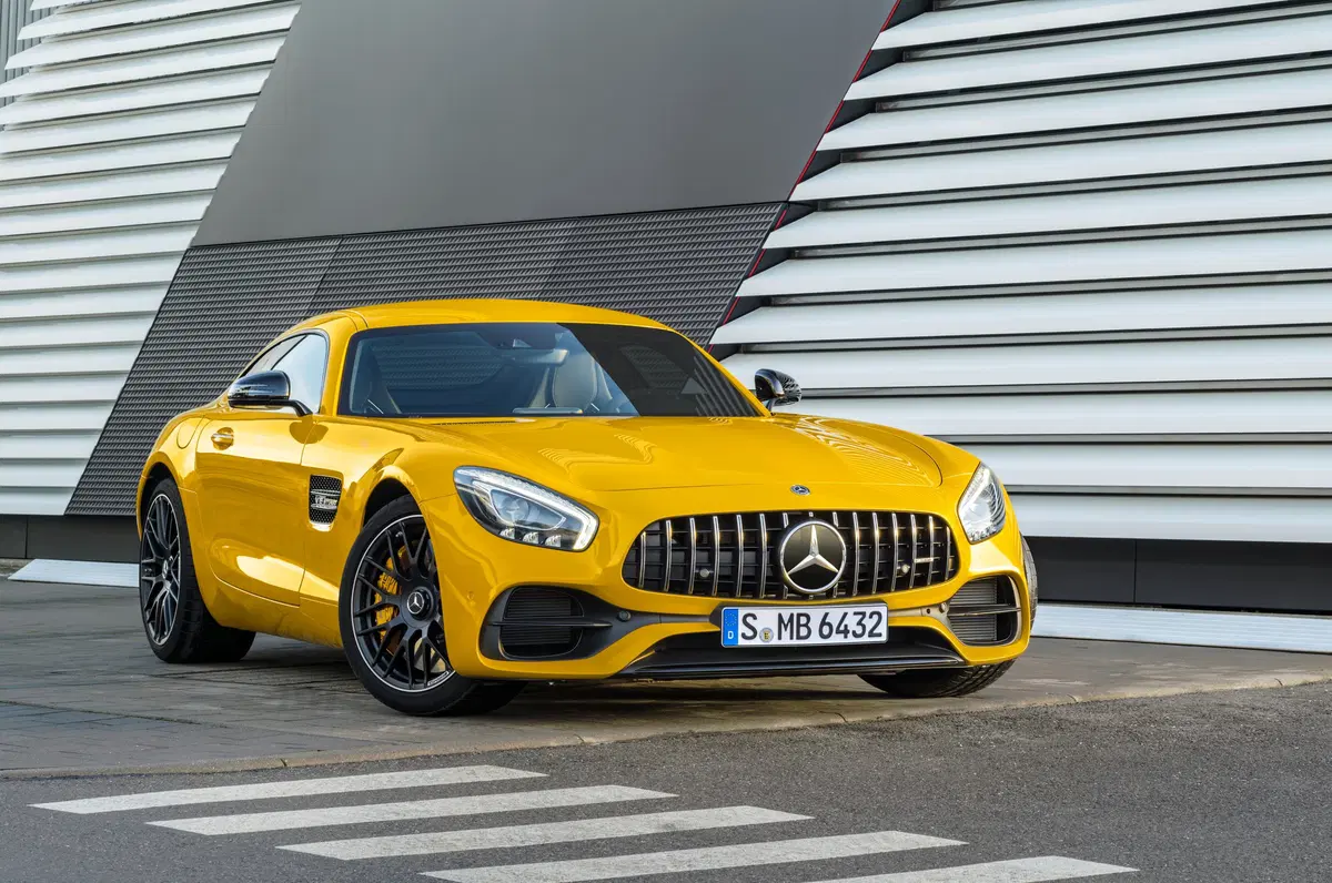 Mercedes-Benz Classe GT Coupé GT (23)
