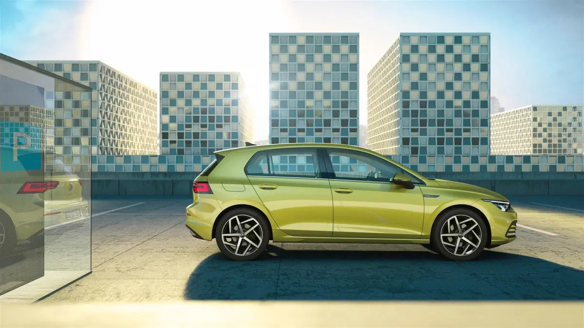 Nuova Golf 8 2020 | Volkswagen la offre benzina, diesel, metano e ibrida (2)