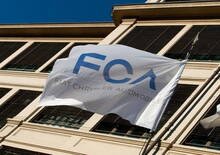 FCA e PSA confermano la possibile fusione: «Discussioni in corso»