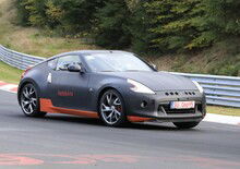 Nissan 370Z: restyling avvistato al Nürburgring [Foto spia]